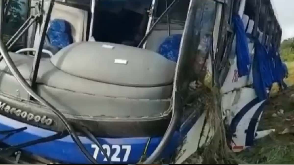 Cuatro muertos y 27 heridos tras volcamiento de bus que cubría la ruta ...