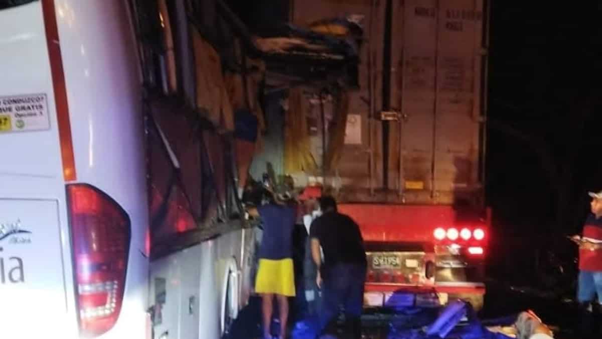 Accidente de tránsito en la vía Bogotá-Ibagué