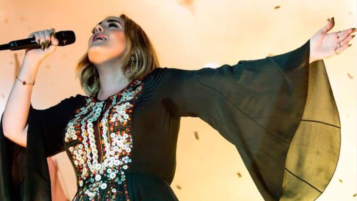 Adele reaparece