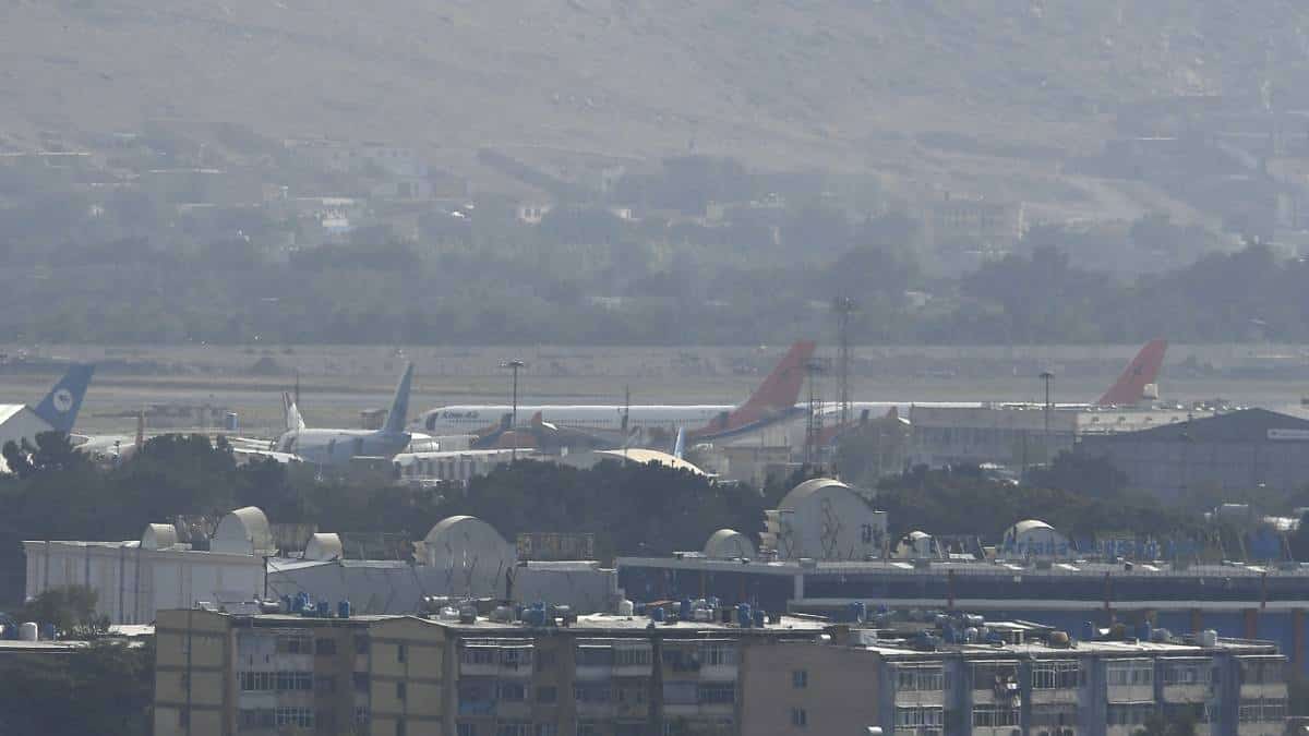 Catar inició diálogos con los talibanes para reapertura del aeropuerto de Kabul