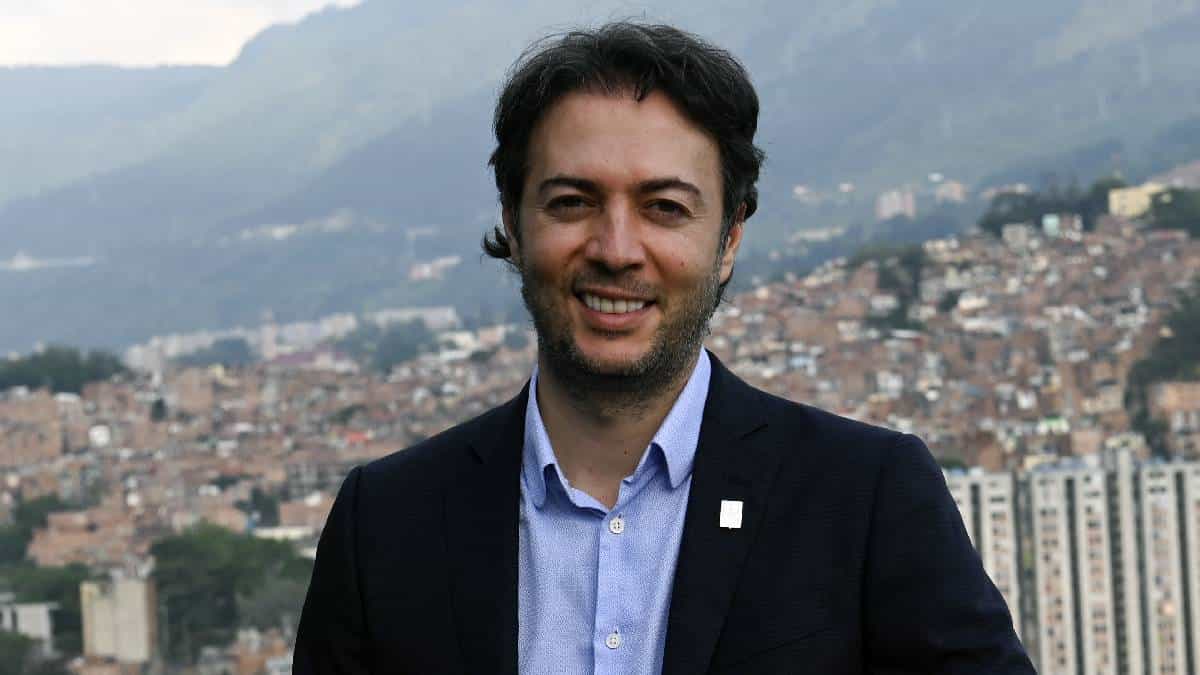 Daniel Quintero: Posible revocatoria divide las redes sociales