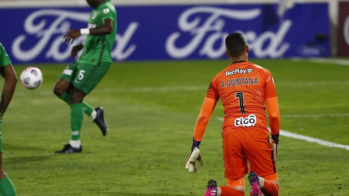 Aldair Quintana, arquero de Nacional