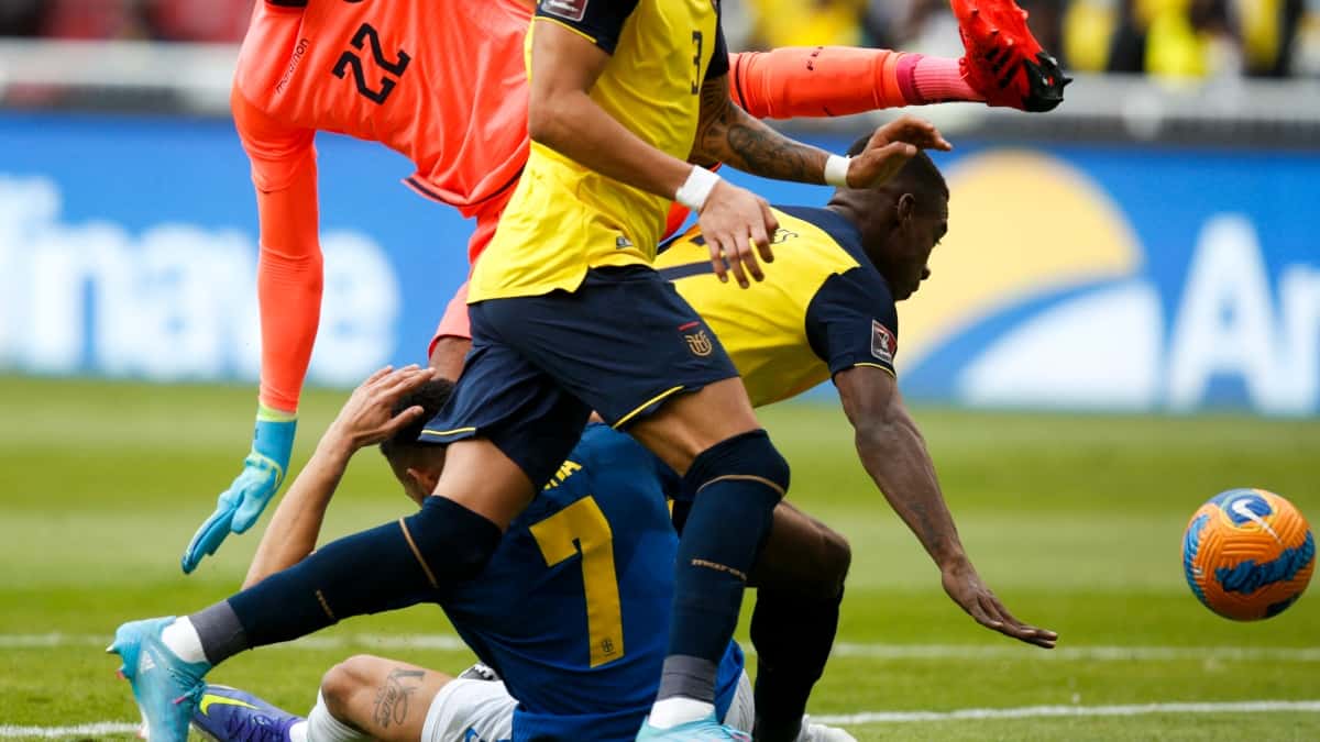 Alexander Domínguez y caso Byron Castillo