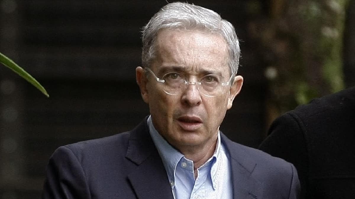 Reunión entre Álvaro Uribe y Francisco de Roux