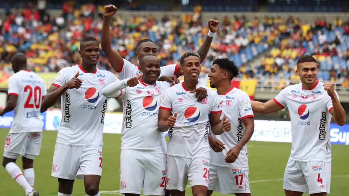 América goleó 1-5 al Pereira