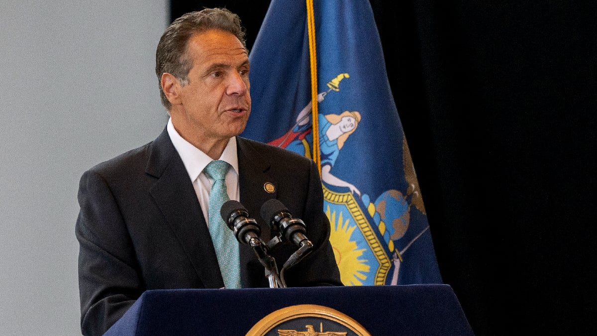 Retiran cargos de acoso contra exgobernador de Nueva York Andrew Cuomo