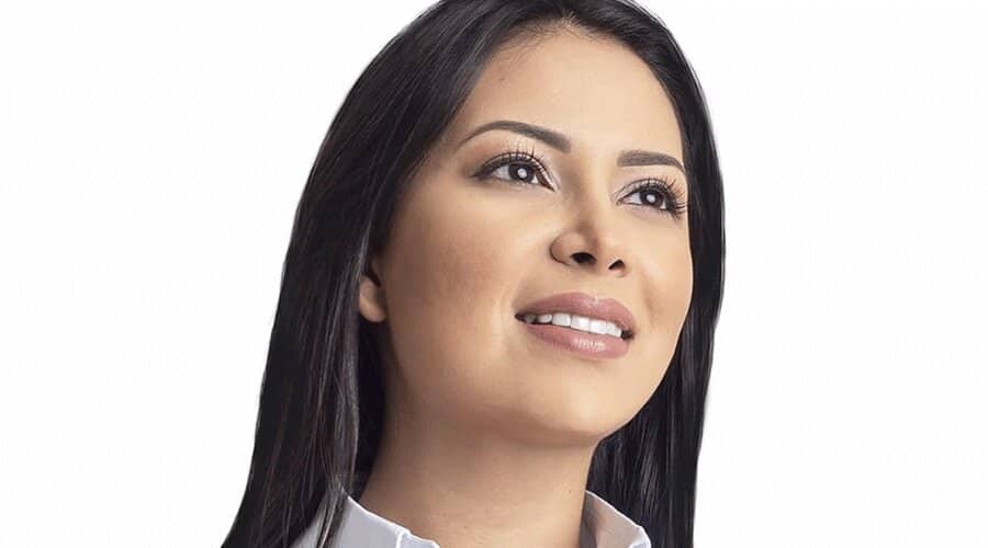 Tras fuerte batalla contra el cáncer de mama muere exdiputada Ángela Hernández