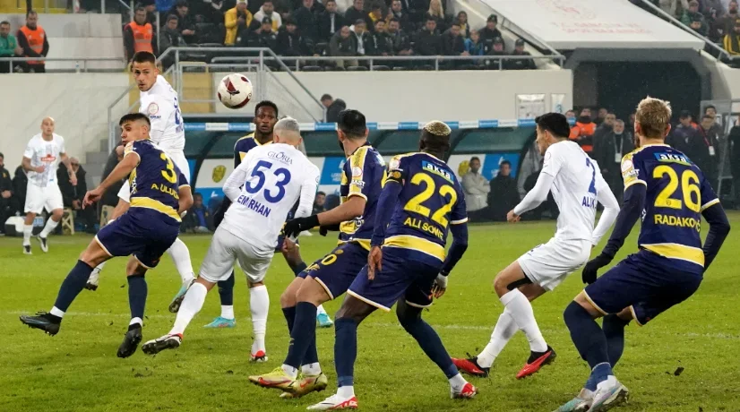 Agresión a árbitro por presidente de club de Turquía