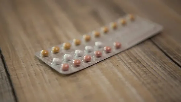 Estudio reveló que anticonceptivos hormonales aumentan el riesgo de padecer cáncer de mama