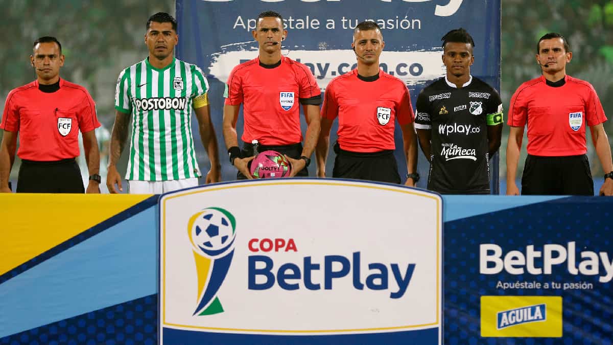 Carlos Ortega fue el árbitro del Nacional vs Cali