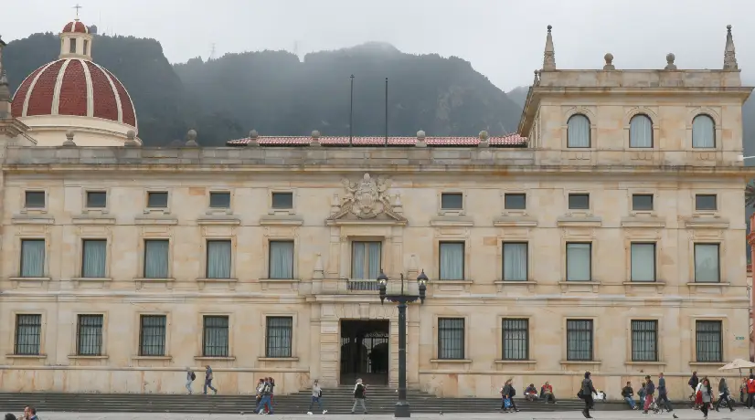 Luego del fallido acuerdo de cese al fuego entre el Gobierno y el ELN, la Arquidiócesis de Bogotá, lanzó fuertes cuestionamientos.