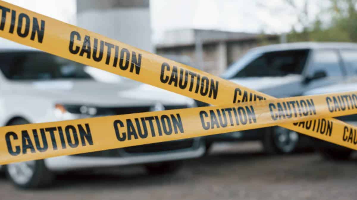 Foto: Freepik Expolicía habría asesinado y enterrado en su casa a más de 14 personas en El Salvador