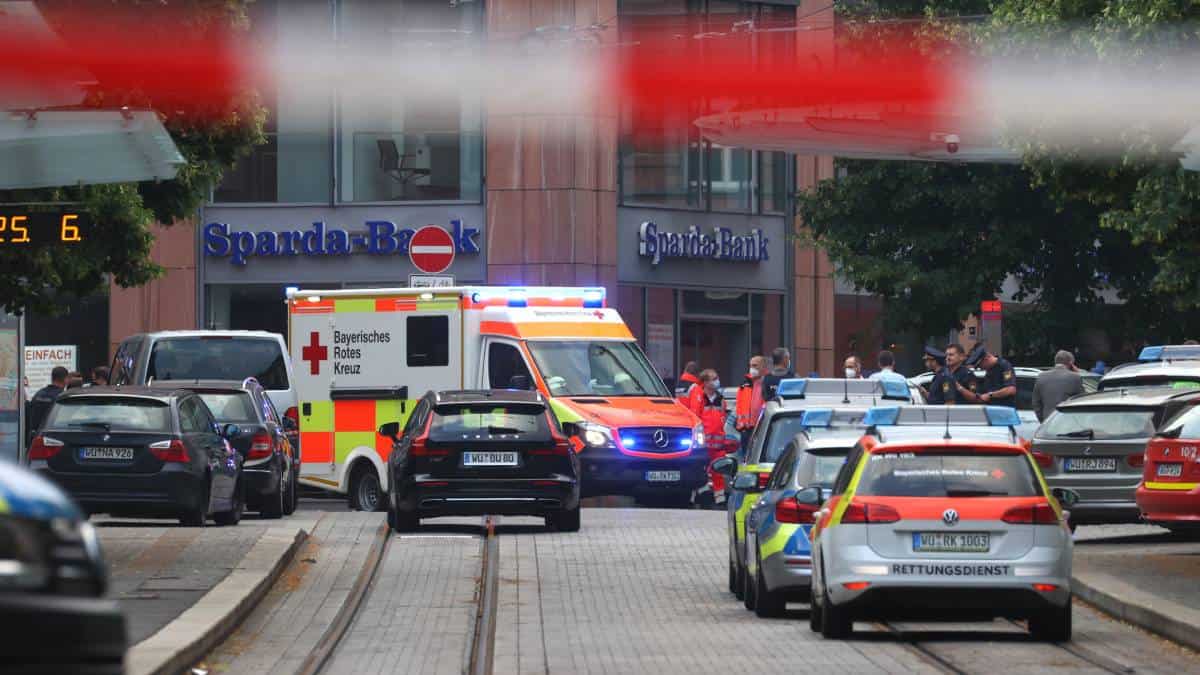 Ataque deja tres muertos y cinco heridos en Wurzburgo, Alemania