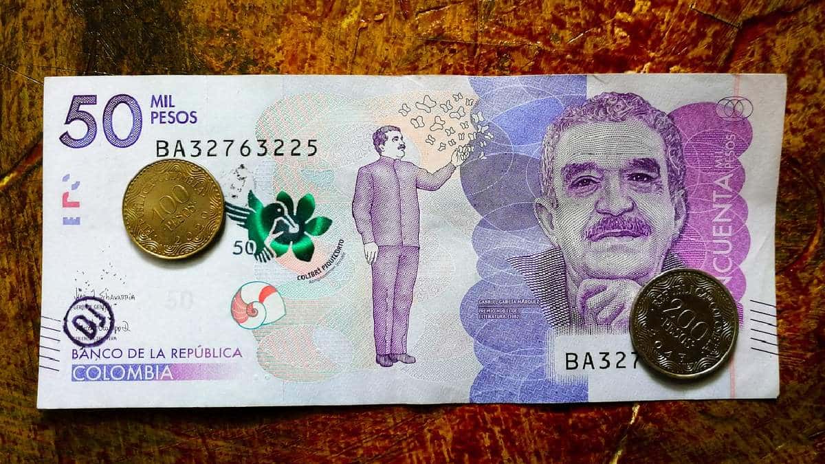 Aumento de salario mínimo para el 2023 en Colombia
