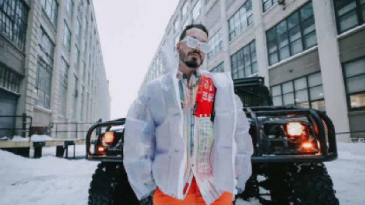 La canción fue catalogada como una ofensa a la mujer y a las comunidades negras