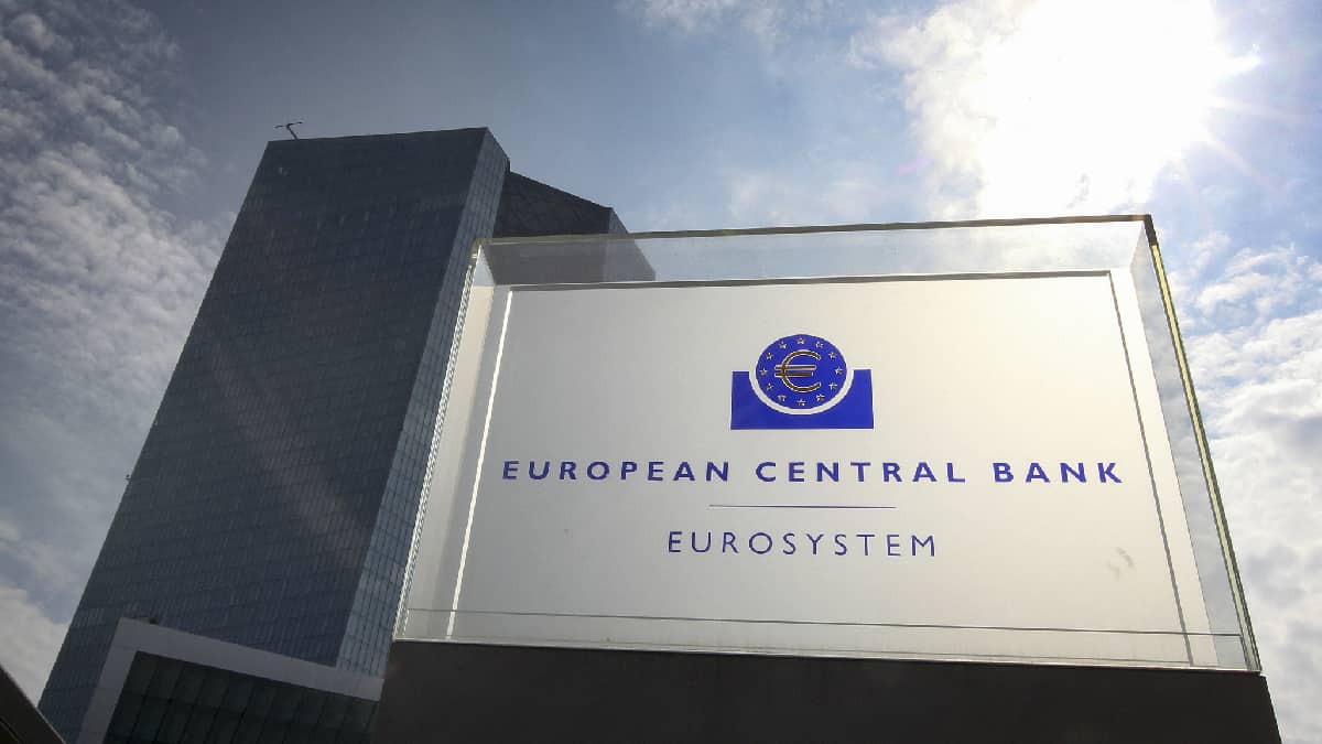 El BCE mantiene sus tasas de interés y apoyos monetarios sin cambios