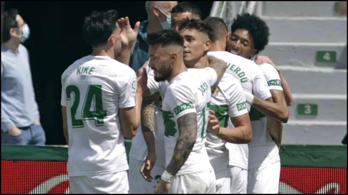Celebración de gol del Elche