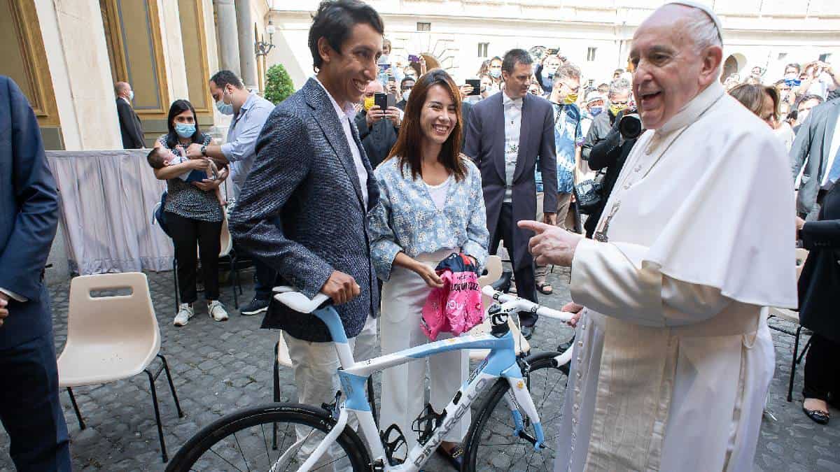 Esta fue la bicicleta que recibió el Papa Francisco.