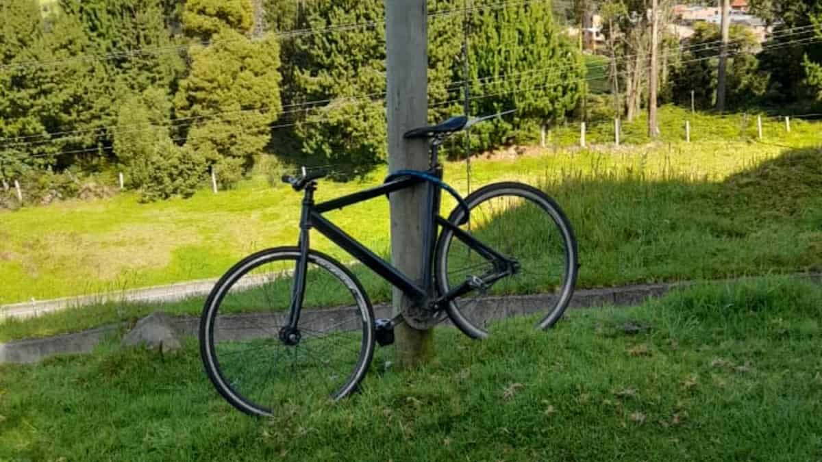 Bicicleta del deportista que fue encontrado sin vida.