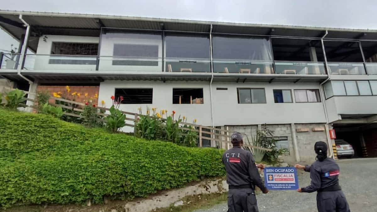 Fiscalía ocupó bienes del senador Mario Castaño