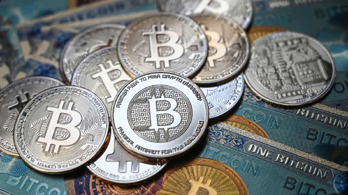 El bitcoin sube por encima de los 60.000 dólares y el regulador de EE.UU. piensa abrir el mercado