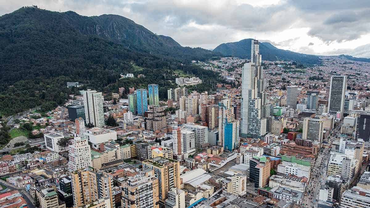 Foto: AFP Alcaldía presentará protocolos para la reactivación de todos los sectores en Bogotá
