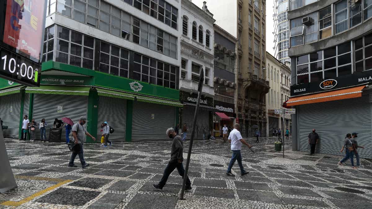 Sao Paulo cancela fiestas de año nuevo tras confirmar tres casos de variante ómicron