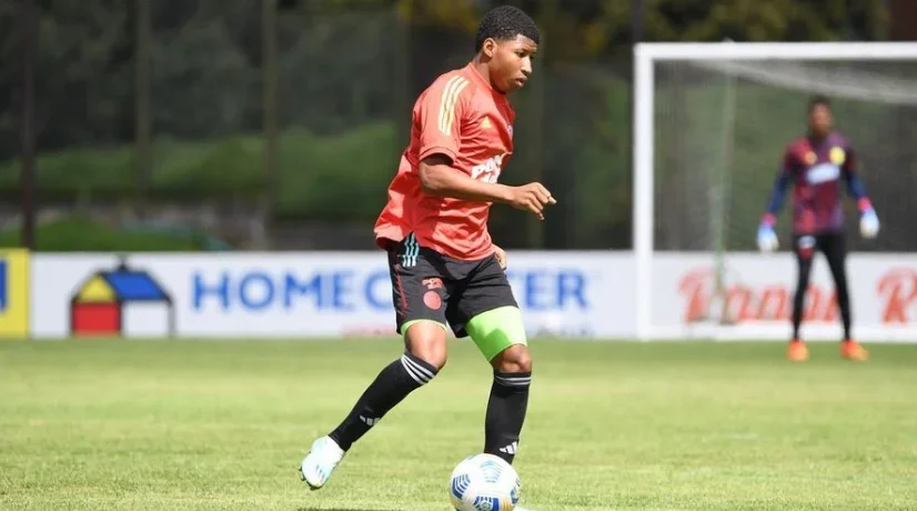 Brayan Mateo Caicedo, en prestigiosa lista The Guardian