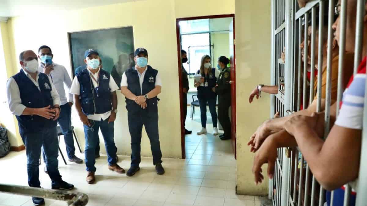 La Corte ordena medidas para frenar violación de derechos en cárceles