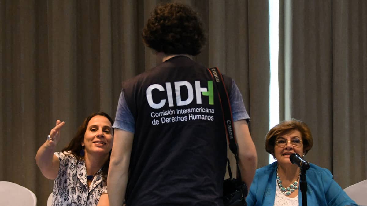 La CIDH pide a Bolivia proteger a las niñas de los embarazos forzados