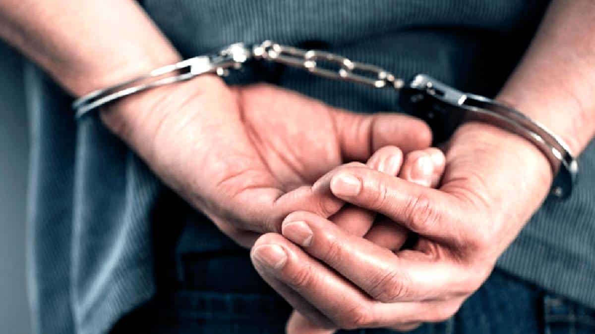 El hoy condenado sostenía una relación sentimental con la madre de la víctima.