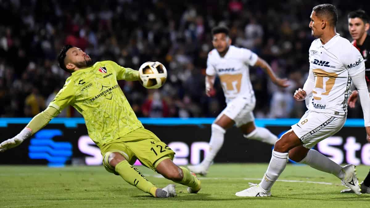 Camilo Vargas, el segundo arquero colombiano en jugar final de Liga MX