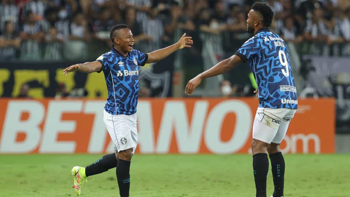 Borja y Campaz se juntaron para darle vida a Gremio en Brasil