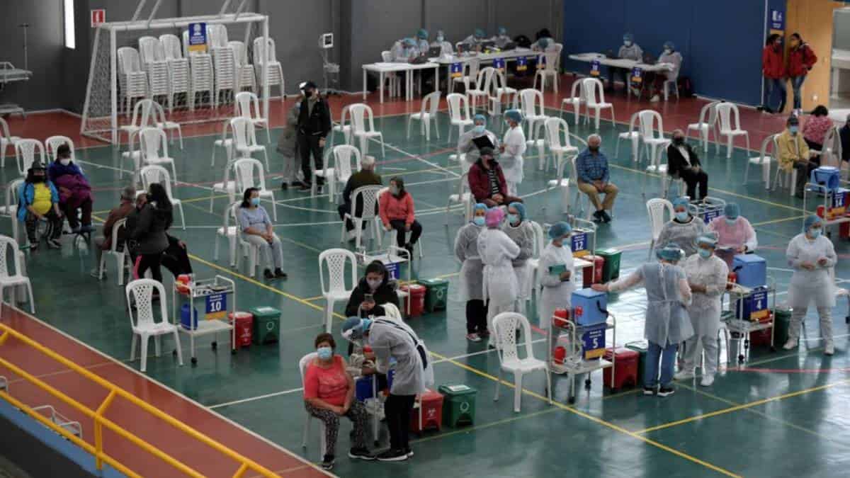 Más de 2.000 personas se recuperaron de covid-19 este viernes en Colombia