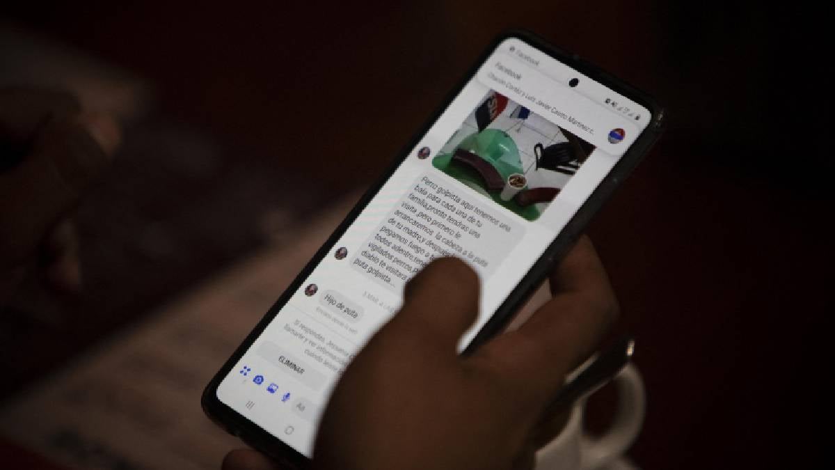 Estas personas eliminaban, remarcaban o cambiaban el IMEI de los móviles y los registros de los componentes del hardware de los equipos.