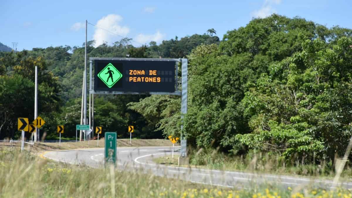 Cierre vial por competencia de ciclismo