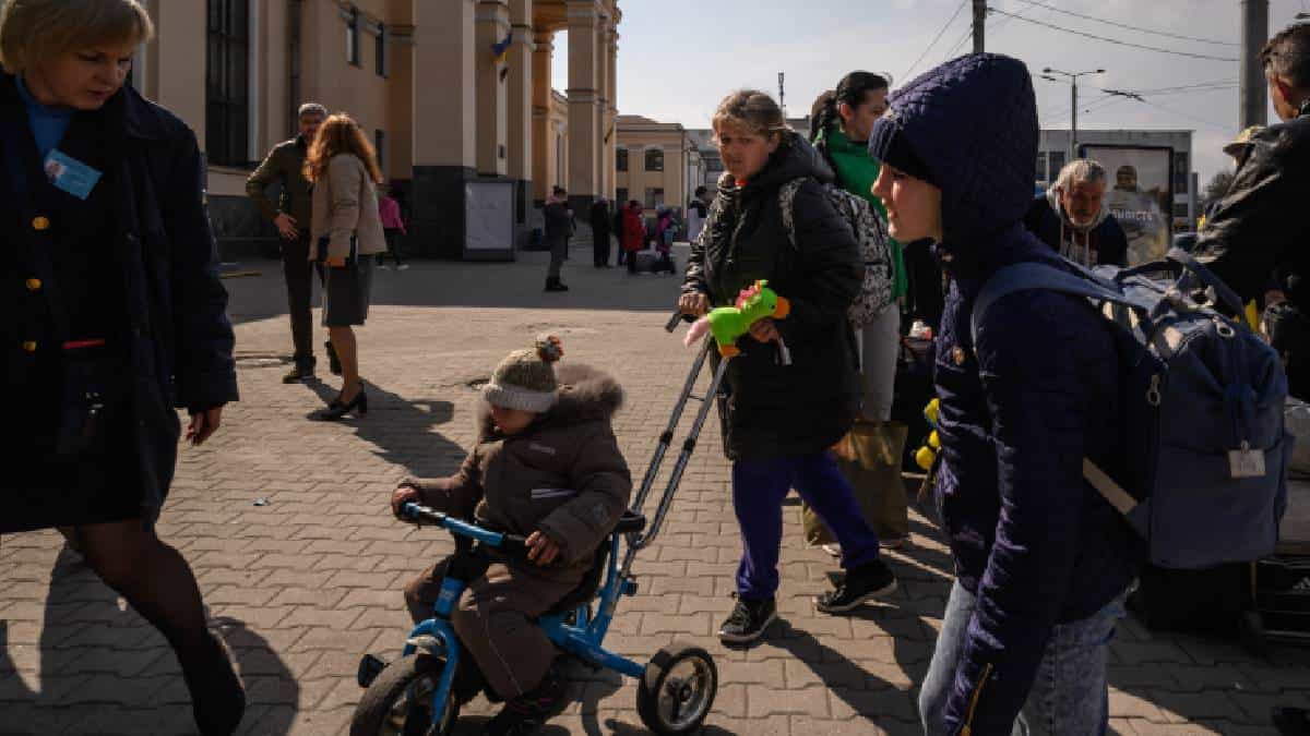 Ucrania busca evacuar civiles de Mariúpol por la guerra