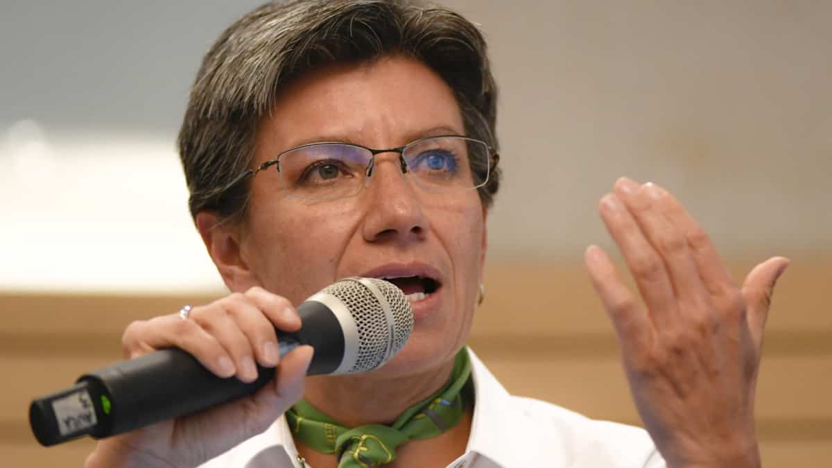 Procuraduría investigará a Claudia López por participación en política