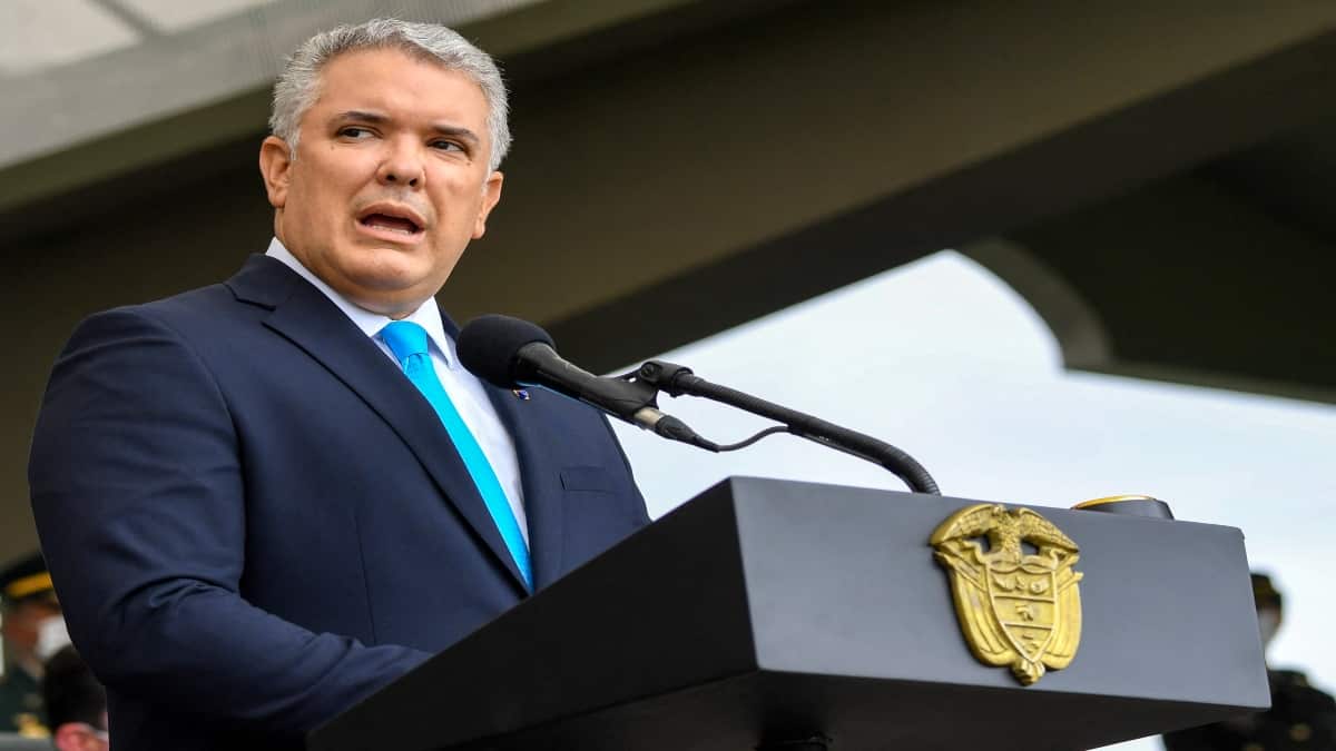 Colombia envía 300 militares a la frontera con Venezuela tras atentado.