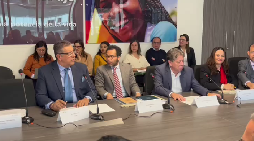 Instalan la mesa de negociación para concertar aumento del salario mínimo de 2024.