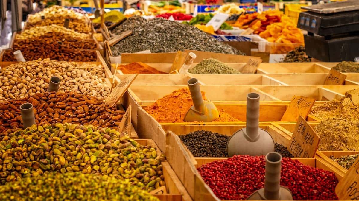 Efectos del alza del dólar en la canasta familiar