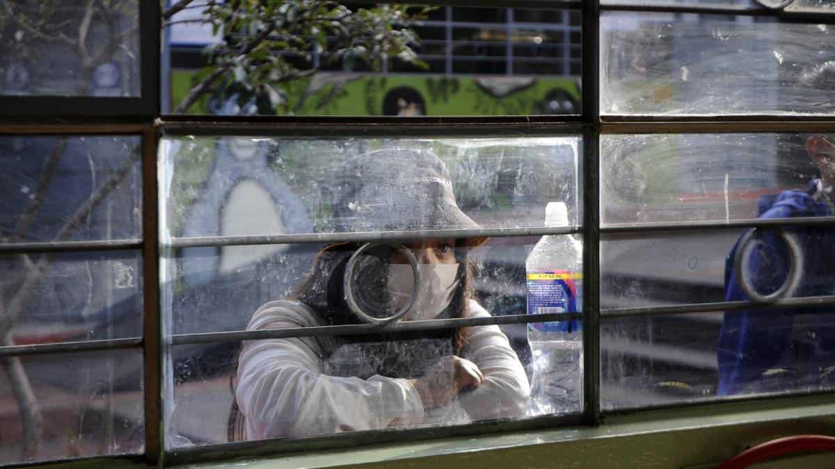 Ecuador se confinará los fines de semana y tendrá toque de queda por covid-19