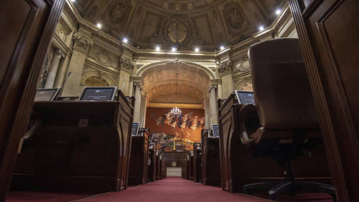 Cámara hunde proyecto que buscaba limitar elección de congresistas a máximo tres periodos