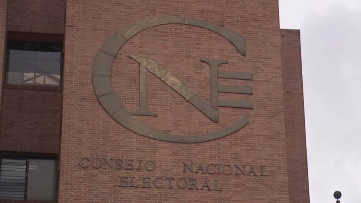 Consejo Nacional Electoral aprueba que partidos avalen a más de un precandidato presidencial
