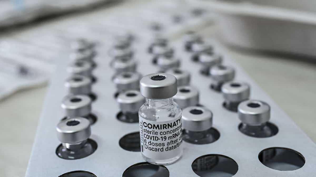 Autoridades sanitarias de Grecia aprueban vacunación anticovid para niños de 5 a 11 años