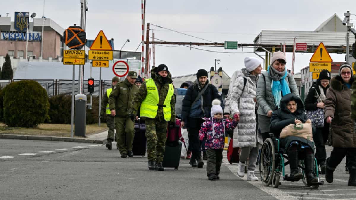 Rusia abrirá corredores humanitarios diarios para ucranianos