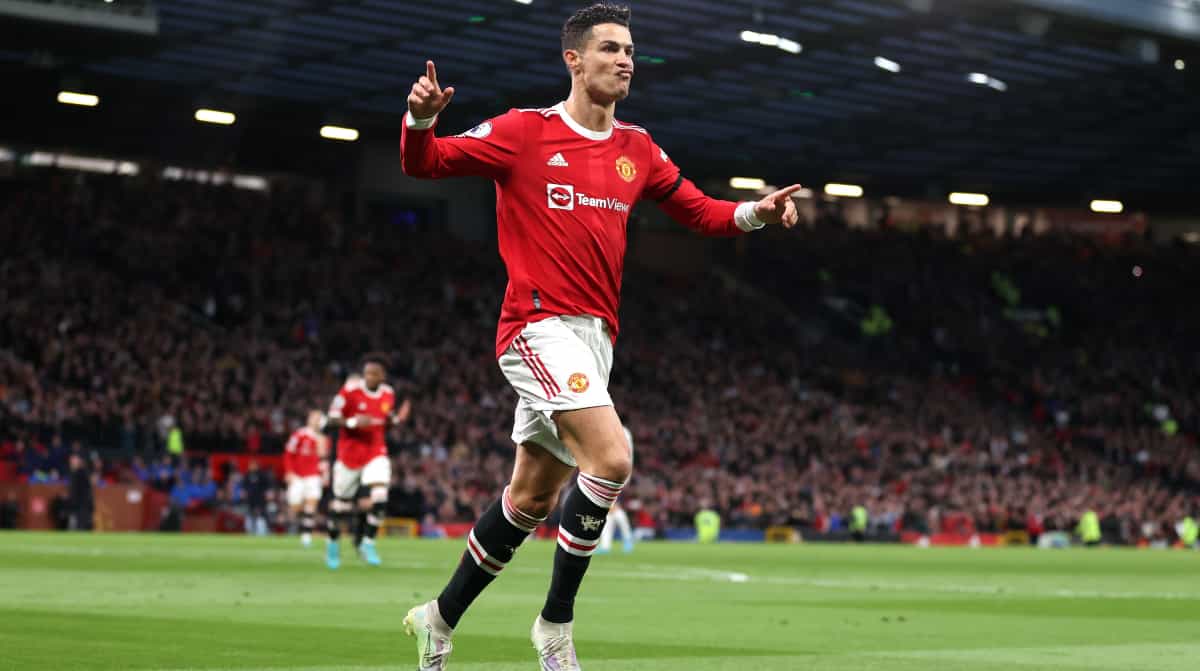 Cristiano Ronaldo se convirtió en máximo goleador histórico del fútbol