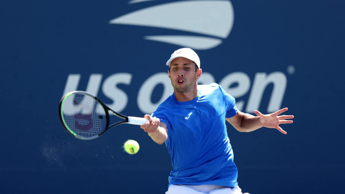 Daniel Galán durante el partido frente al español Alejandro Davidovich Fokina.