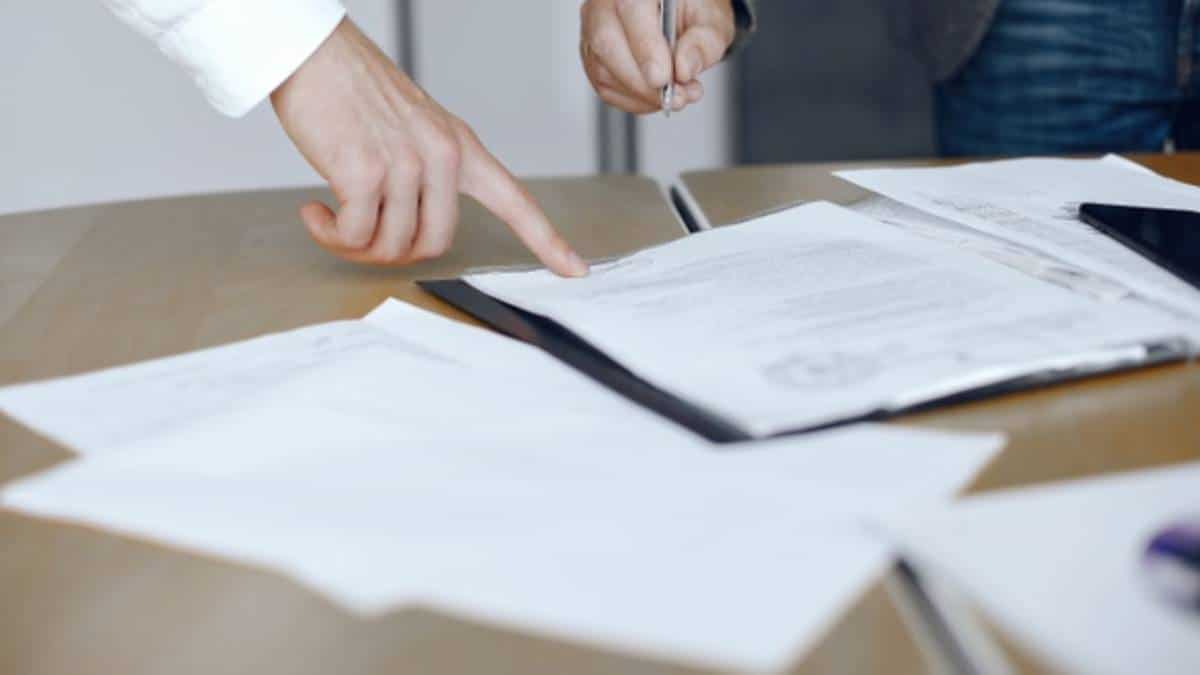 ¿Qué hacer si ya pagó, pero no lo sacan de Datacrédito?