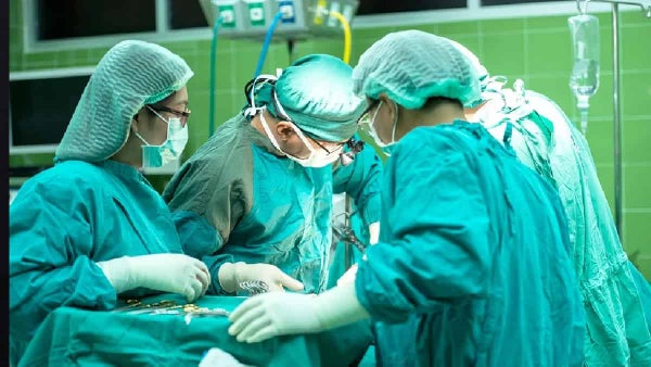 Polémica en Sudáfrica por implantes vaginales defectuosos